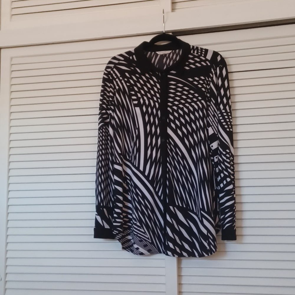 ALLISON DAILY Womens LS Black & White Geometric Blouse. XL EUC